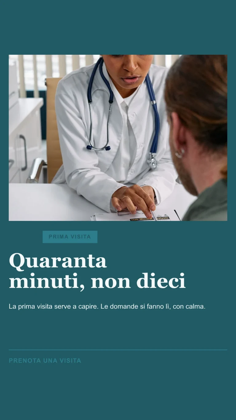 Storia verticale su come funziona la prima visita, con invito a prenotare